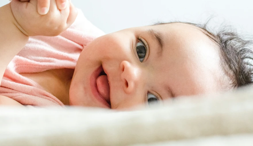 Baby's zijn slimmer dan we denken, maar ze hebben de juiste aanwijzingen nodig